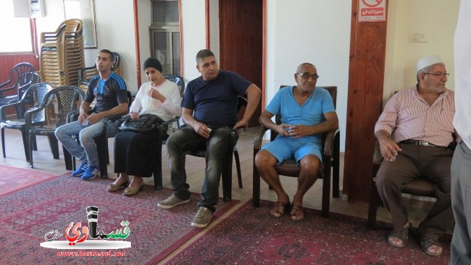 الطيبي جلب 167 الف شيقيل واجتمع باهالي عكا وباهالي المبنى الذي تدمر في الكارثة ومعه